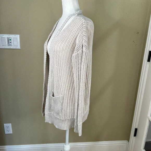 MIAMI Boutique Open Weave Knit Sweater Cardigan with Shoulder Detail - small - Picture 6 of 13